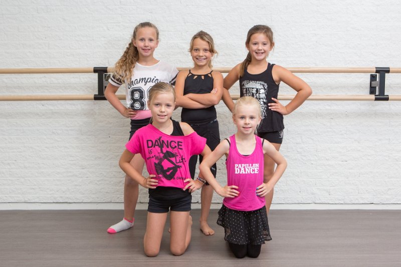 085 Modern Maandag 16.00 uur Naaldwijk.jpg
